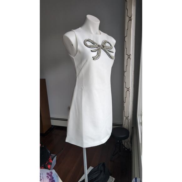White Rhinestone embellished Bloomingdale's cocktail dress Small - Picture 7 of 17